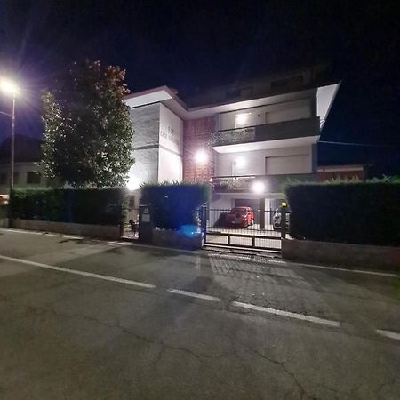 Hôtel Landlady Airport Orio Bergamo Ida à Orio al Serio Extérieur photo