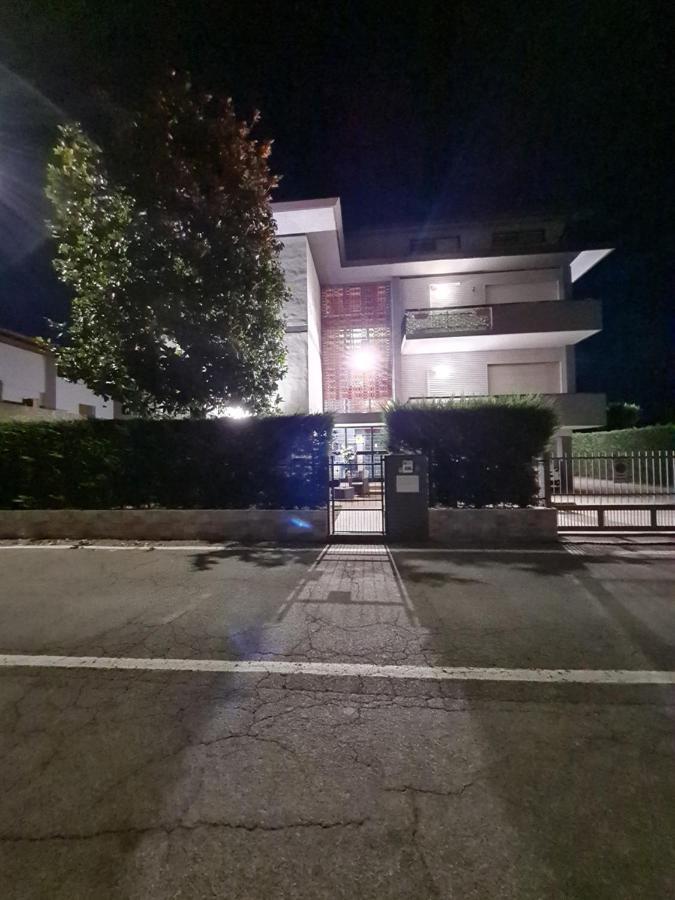 Hôtel Landlady Airport Orio Bergamo Ida à Orio al Serio Extérieur photo